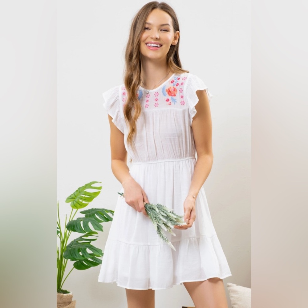 Nwt Mine White Dress with Pink Floral Embroidery - Picture 3 of 12